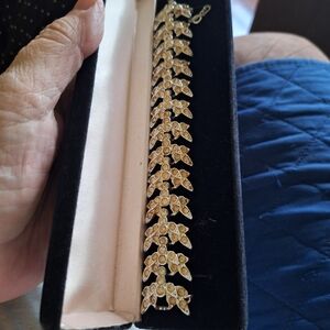 Sarah Coventry Gold Leaf Bracelet with Crystal Accents